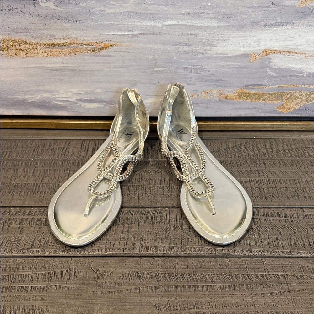 Cute stylish sandals from the brand Worthington!